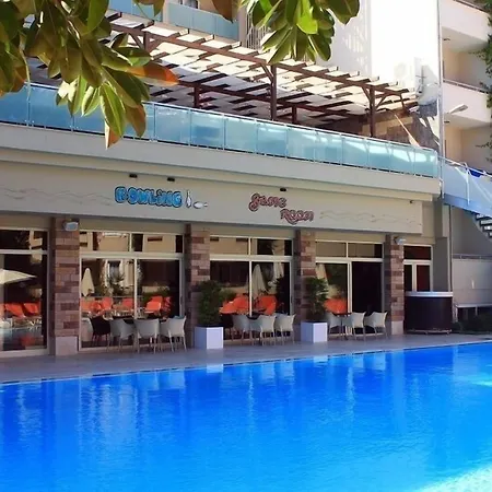 Hotel Voxx In Family Club